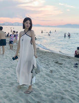 [ beach look ] nude lip line halter long ops