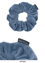 VELOUR SCRUNCHIES