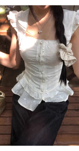 lovely short-sleeved frill sleeveless blouse