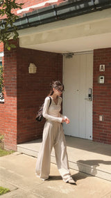 bug square buckle shoulder bag