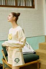 テニスボールソフトクリームクロップドスウェットシャツ [For women]
