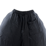 spray bermuda pants