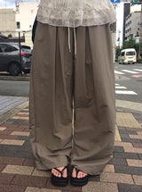 ロティ ナイロン ピンタック バンディング ワイド パンツ