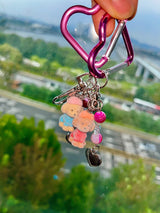 Kitsch dog keychain (2color)