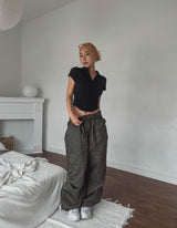リーラウンディングカラー半袖Tシャツ