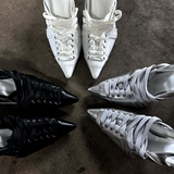 Sneakers point heels