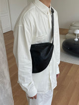 Museum cross bag
