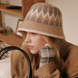  Triangle Pattern Bucket Hat (Beige)