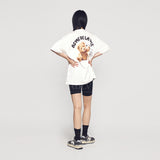 24FW ワールドワイドエアラインベアアートワーク半袖Tシャツ (OVERSEAS EXCLUSIVE) クリーム