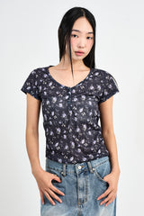 フラワーシアーボタンTシャツ
