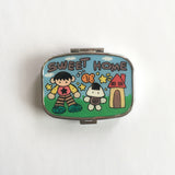 Storage case for little things / 小物入れ