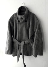 High-neck short strap coat
