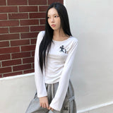SAHARA LEOPARD CROSS U-NECK SMALL LOGO LONG SLEEVE T (2Color)