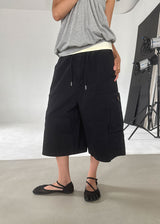ZIPPER CARGO BERMUDA PANTS