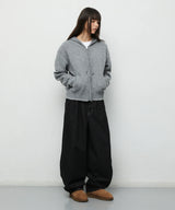 ステッチ クロップ フーデッド ジップアップ ニット グレー