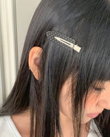 メルーンドットヘアクロウピン