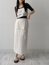 Pintuck U-Neck Elbow Length T-Shirt