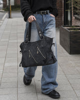 (UNISEX) Diagonal Zip Leather Tote Bag