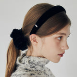 DOLPHIN SCRUNCHIE (BLACK)