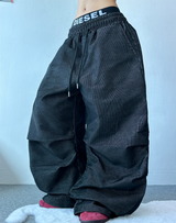 STITCHING POINT PARACHUTE DENIM PANTS🖤