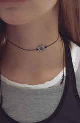 petal strap necklace