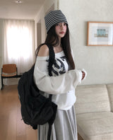 Benki Vintage One-Shoulder Sweatshirt