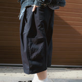 Double tuck BERMUDA shorts / Raspberry