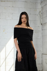 ドレープ オフショルダー Tシャツ-ブラック