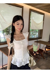 lovely short-sleeved frill sleeveless blouse