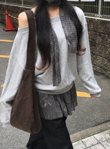 Nuel Off-Shoulder Sweatshirt
