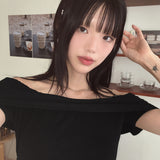 サイドシャーリングオフショルダーTシャツ