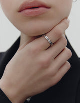 26SS★ [Premium Plating] Precise AB(W) Stone Line Ring