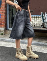 サイドピンタックウォッシュドバミューダデニムパンツ