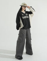 Sporty V-neck Windbreak Pullover