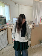 Kyuns Pocket Boucle Round Wool Knit