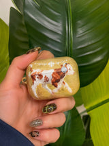 Furry Friends airpods case_Baby cow
