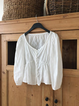 Pomelo v lace blouse