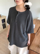 WAFFLE BUTTON OVERSIZED TEE (3C)