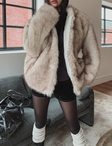 Blurry pattern hooded fur jumper