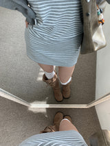Light Hour ストライプノースリーブドレス & シルバーボタンカーディガン 2-piece Set (Gray)