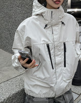 Tope Multi Pocket Windbreaker