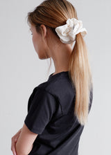 Stripe Scrunchie_Beige&White