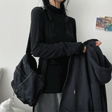 ビンジアハーフタートルネックTシャツ