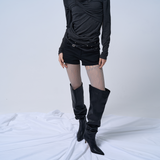 LOW-RISE SHORT PANTS (BLACK)