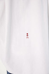 Relaxed and casual lapel and stand-up collar shirt