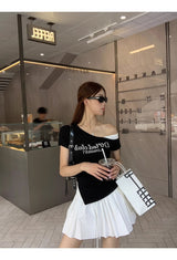 アンバランスオフショルダーパールビーズレイヤードTシャツ