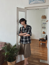 Isle One Tuck Bermuda Half Slacks