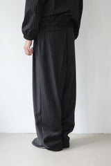 stripe belted slacks