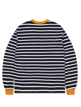 オーバーサイズフィット ストライプ チェーンロゴ ロングスリーブTシャツ マスタード (FCF3TS641M)
