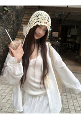 Beige knit hat, bucket hat